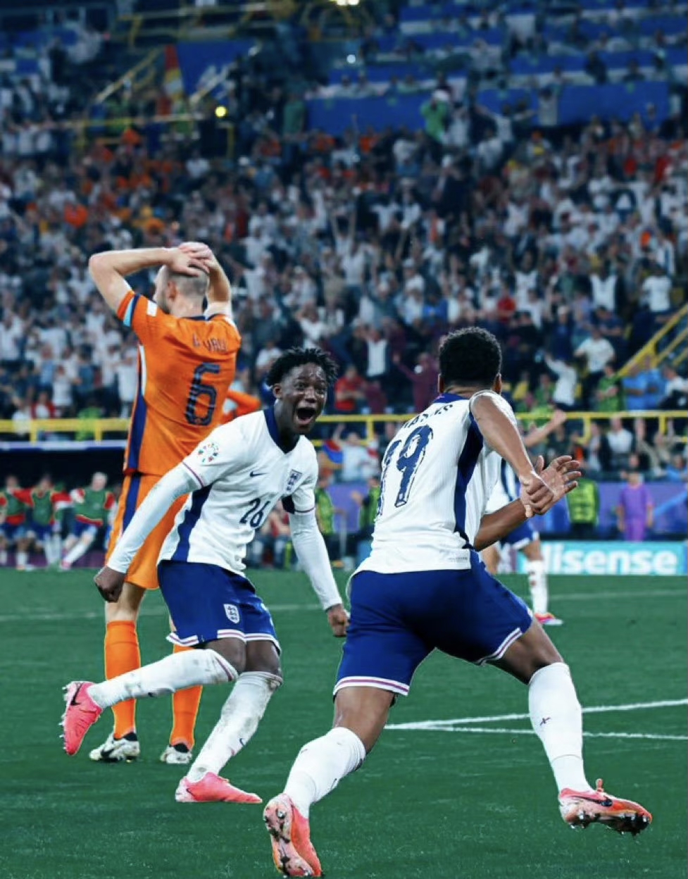 热烈擂台角逐,欧洲足球大热场势如破竹 热烈擂台角逐,欧洲足球大热场势如破竹