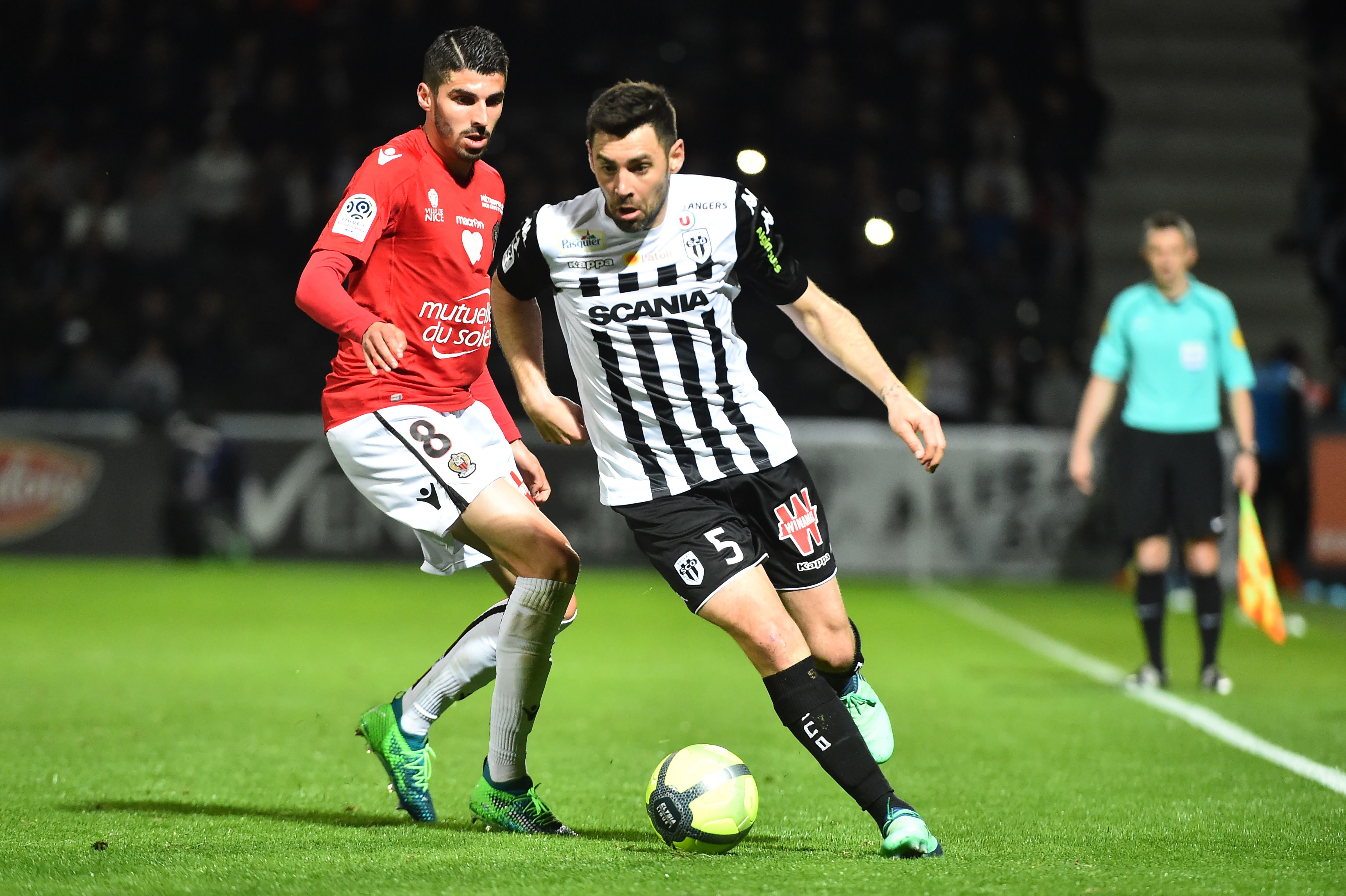 九游官网下载-关于昂热击败南特，法国足球联赛争夺激烈的信息